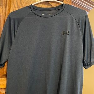 Under armor men’s T-shirt
